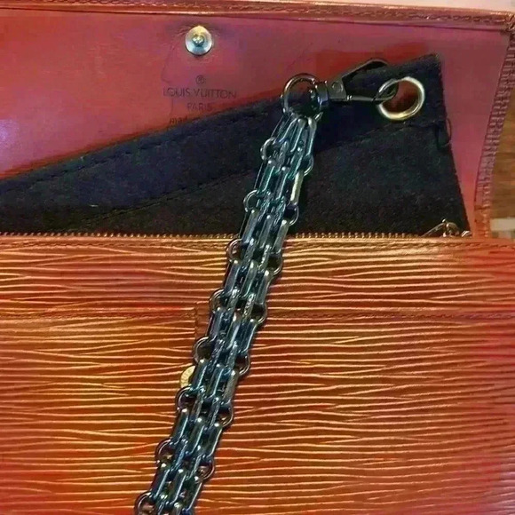 47” gunmetal crossbody chain - Picture 4 of 5